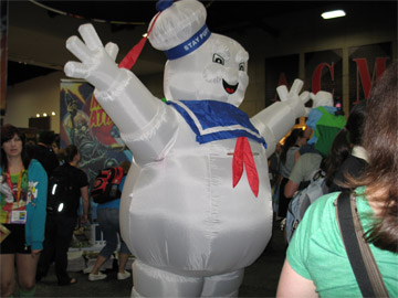 Stay Puft terrorizes Comic Con